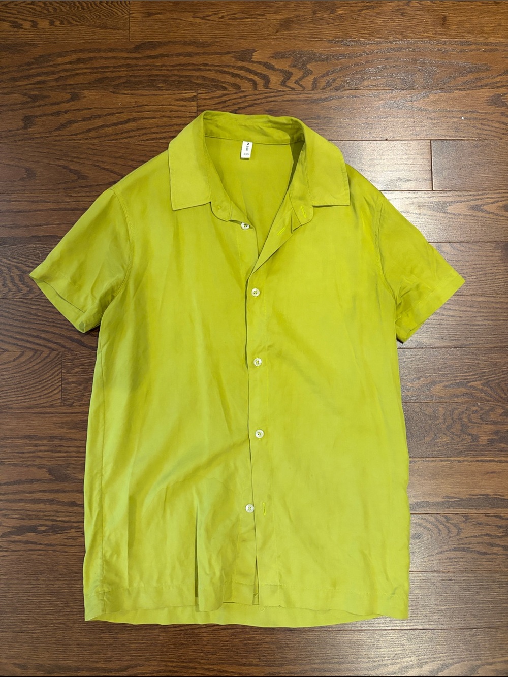KOTN Short-Sleeve Button-Down Shirt in Lime Green